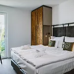 Ξενοδοχείο με διαμερίσματα Nikolaus By Avenida Panoramic Wellness