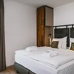 Nikolaus By Avenida Panoramic Wellness Aparthotel