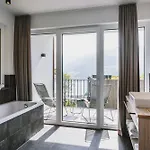 Ξενοδοχείο με διαμερίσματα Nikolaus By Avenida Panoramic Wellness 4*
