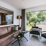 Ξενοδοχείο με διαμερίσματα Nikolaus By Avenida Panoramic Wellness