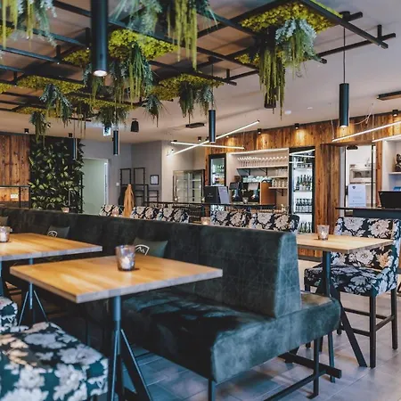 Ξενοδοχείο με διαμερίσματα Nikolaus By Avenida Panoramic Wellness Τσελ αμ Ζέε