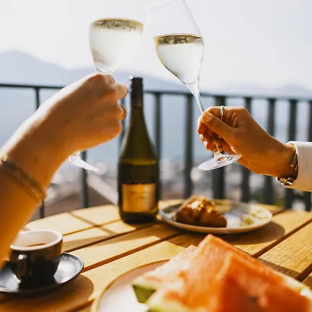 Ξενοδοχείο με διαμερίσματα Nikolaus By Avenida Panoramic Wellness