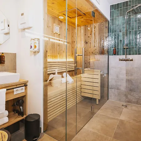 Aparthotel Nikolaus By Avenida Panoramic Wellness