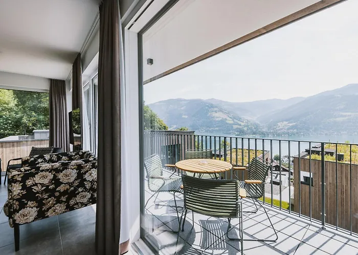 Апарт-отель Nikolaus By Avenida Panoramic Wellness 4*