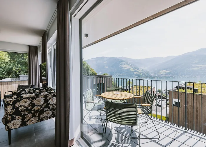 Nikolaus By Avenida Panoramic Wellness 4*