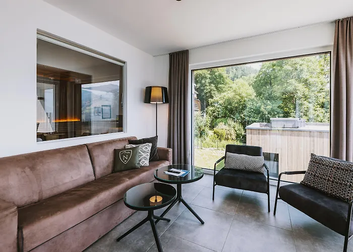 Апарт-отель Nikolaus By Avenida Panoramic Wellness