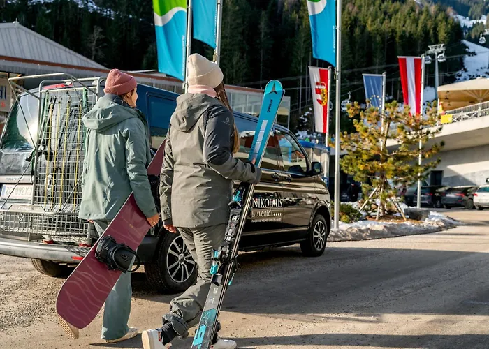 Nikolaus By Avenida Panoramic Wellness 아파트호텔 4*